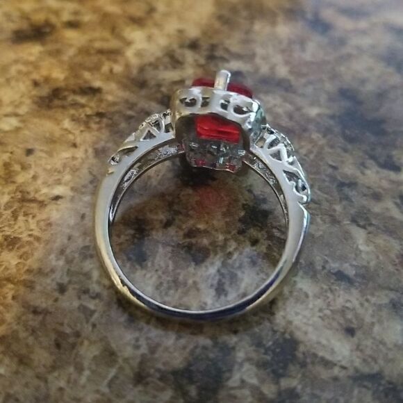 Ruby Red ring size 9 rectangular shape - Picture 8 of 8